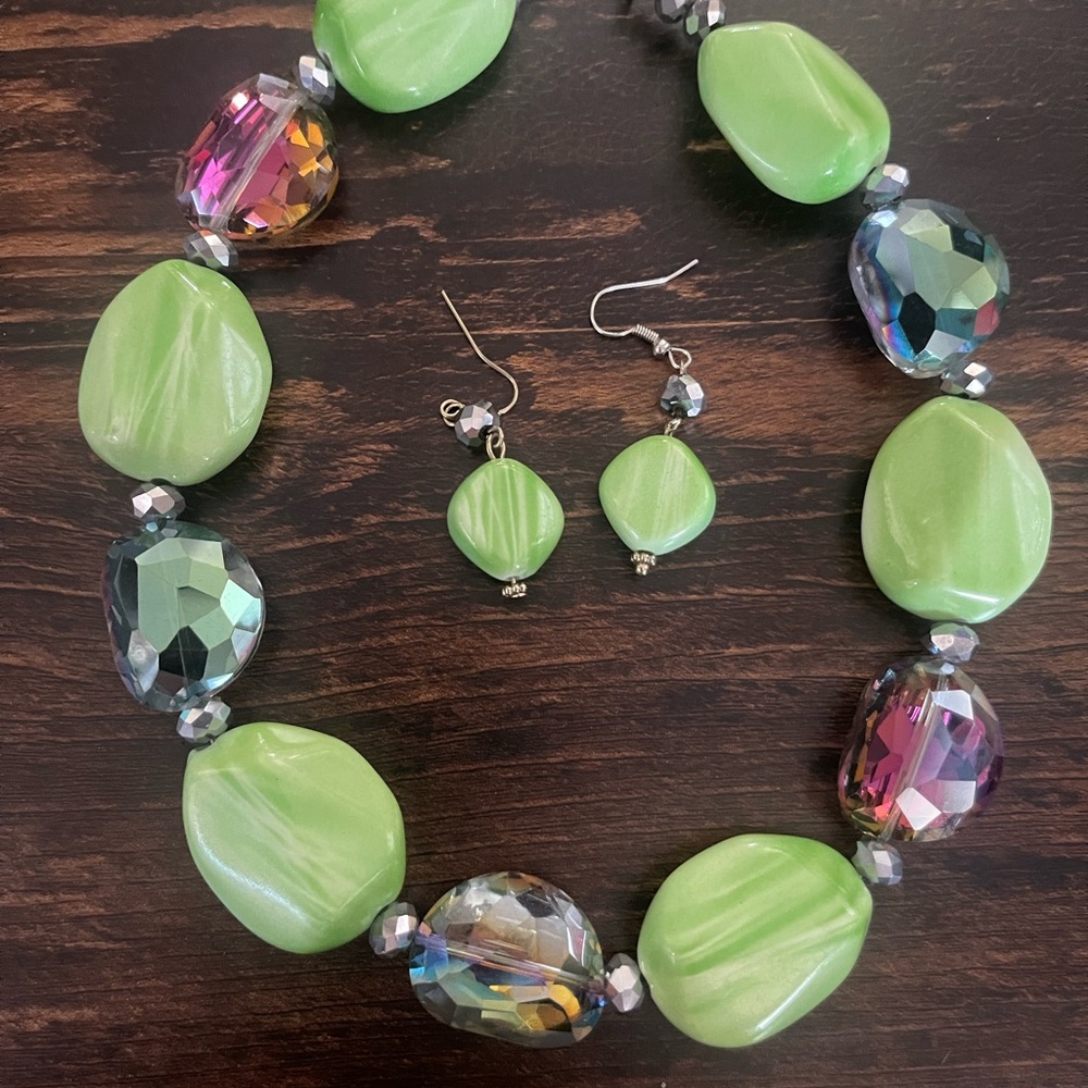 Elegant Green and Multicolor Crystal Beaded Jewelry Set